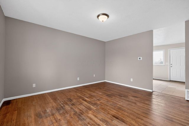 5145 Rutledge Drive S, Columbus, OH 43232