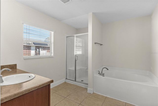 1668 DOVES VIEW CIRCLE, Auburndale, FL 33823