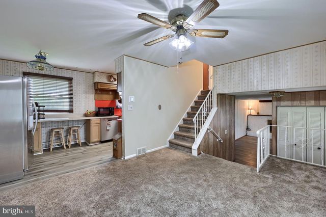 465 MOONFLOWER AVE, Reading, PA 19606