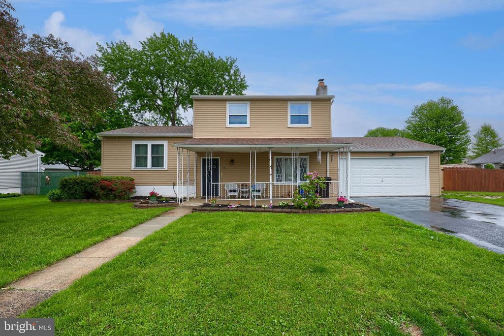 465 MOONFLOWER AVE, Reading, PA 19606