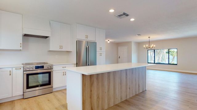 4003 S Indian River Drive, Fort Pierce, FL 34982