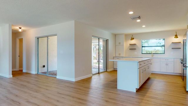 4003 S Indian River Drive, Fort Pierce, FL 34982