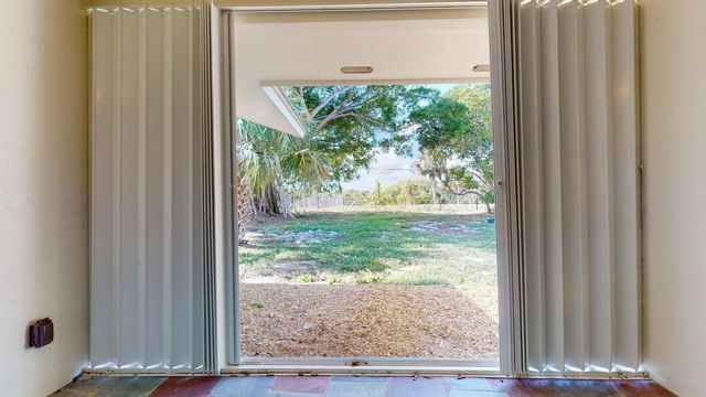 4003 S Indian River Drive, Fort Pierce, FL 34982