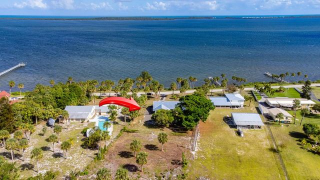 4003 S Indian River Drive, Fort Pierce, FL 34982