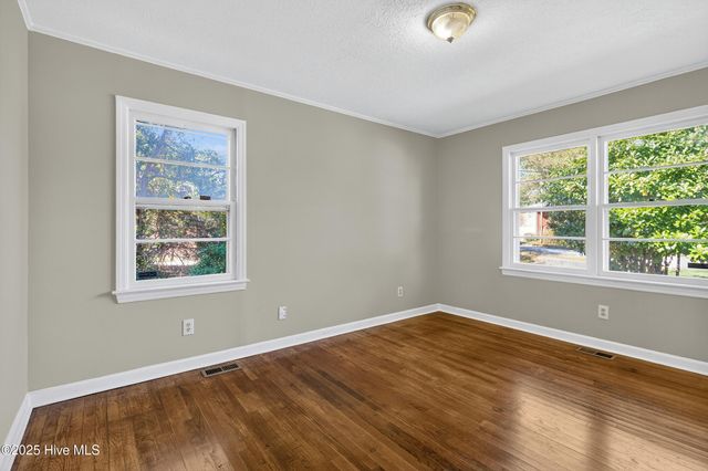 1311 Beaufort Street, New Bern, NC 28560