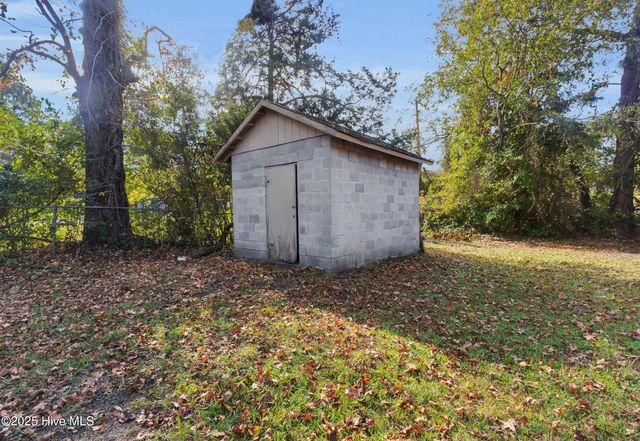 1311 Beaufort Street, New Bern, NC 28560