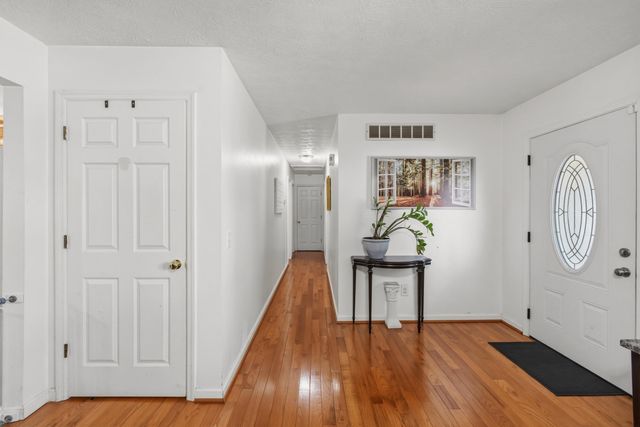 215 Azalea Street, Harrodsburg, KY 40330