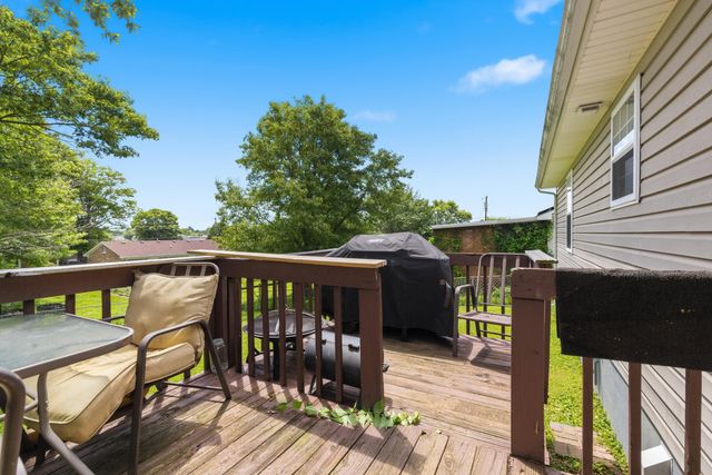 215 Azalea Street, Harrodsburg, KY 40330