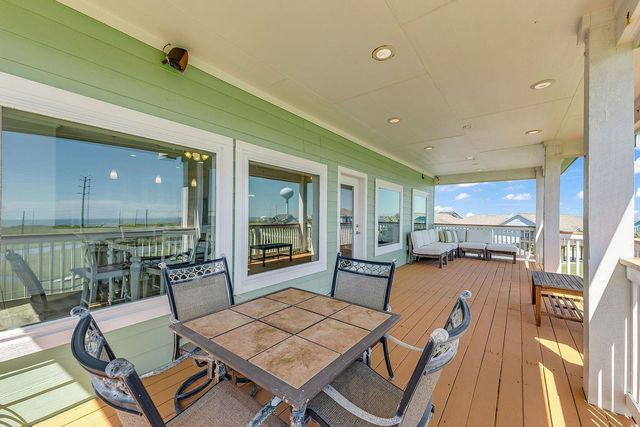 25043 Sausalito Drive, Galveston, TX 77554