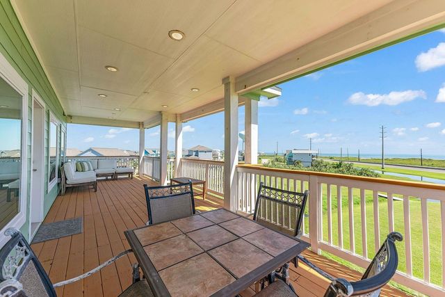 25043 Sausalito Drive, Galveston, TX 77554