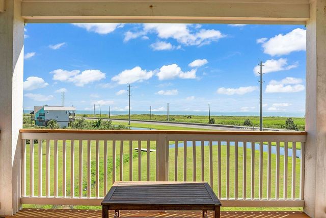 25043 Sausalito Drive, Galveston, TX 77554