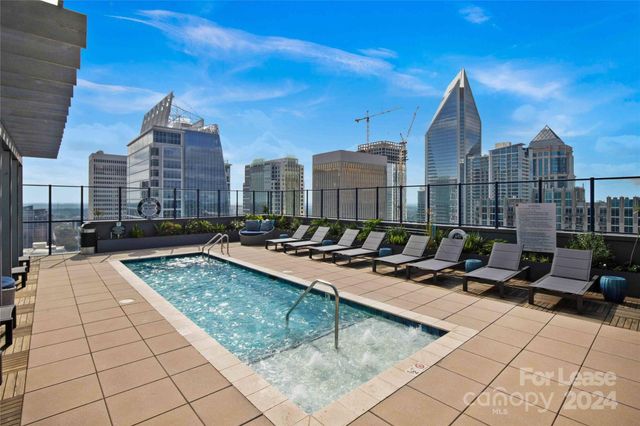 225 S Poplar Street A4, Charlotte, NC 28202