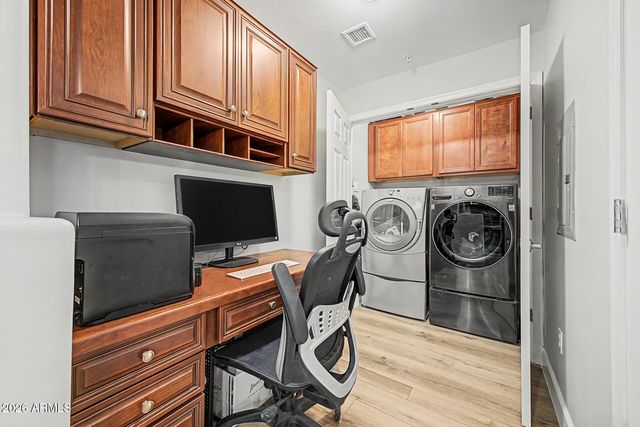 5350 E DEER VALLEY Drive 3422, Phoenix, AZ 85054