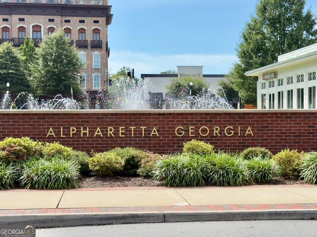 1005 Haddie Way, Alpharetta, GA 30004