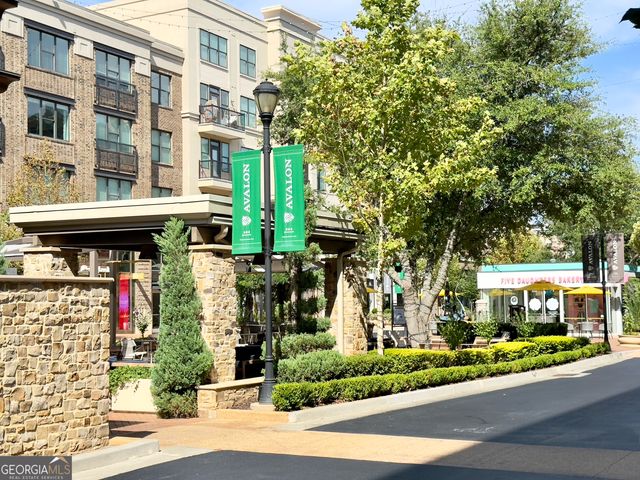 1005 Haddie Way, Alpharetta, GA 30004