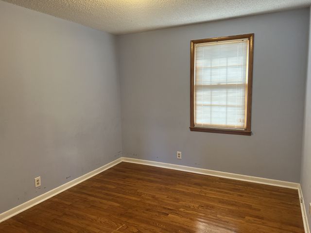 613 Coolidge Rd, Lafayette, TN 37083