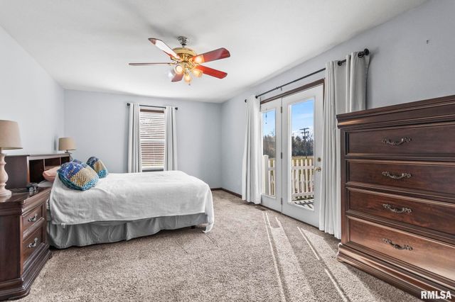 7713 W Outer Road, Sherman, IL 62684