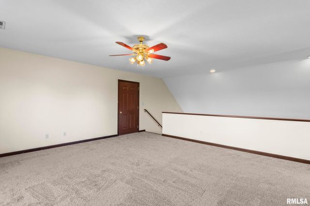 7713 W Outer Road, Sherman, IL 62684