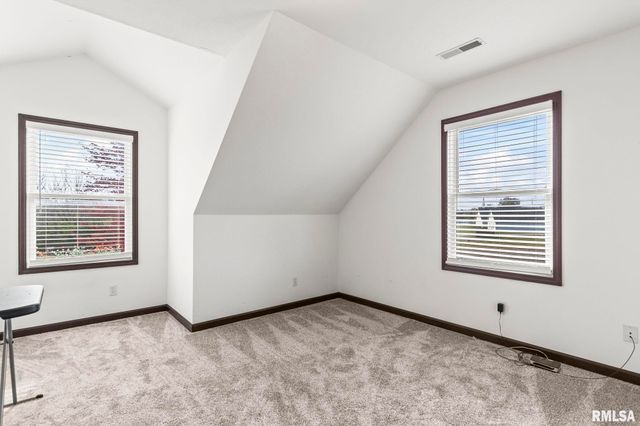 7713 W Outer Road, Sherman, IL 62684