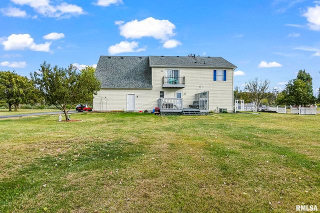 7713 W Outer Road, Sherman, IL 62684