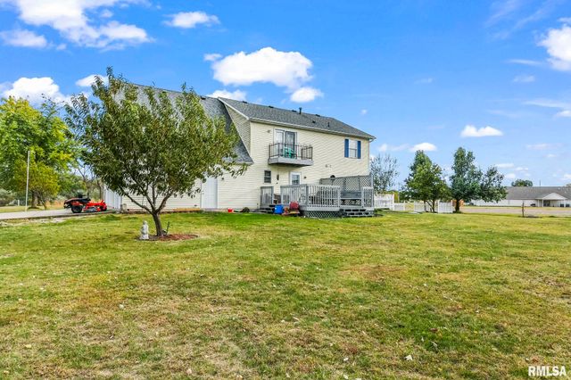 7713 W Outer Road, Sherman, IL 62684