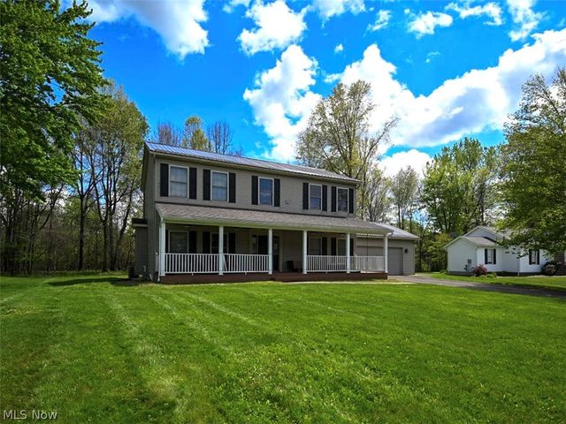 2006 Powder Mill Run, Youngstown, OH 44505