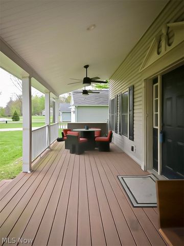 2006 Powder Mill Run, Youngstown, OH 44505