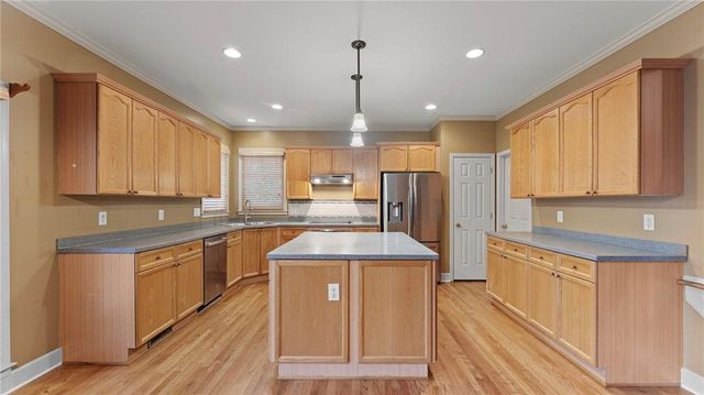 3801 Cardinal Drive, Tucker, GA 30084