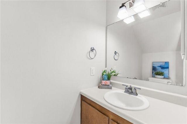 1902 Dartmouth Street L4, College Station, TX 77840