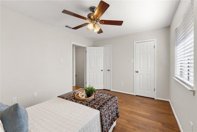 1902 Dartmouth Street L4, College Station, TX 77840