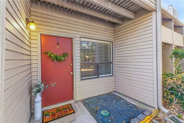 1902 Dartmouth Street L4, College Station, TX 77840