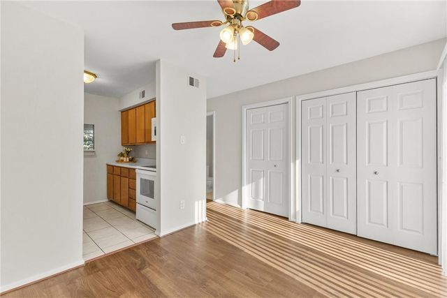 1902 Dartmouth Street L4, College Station, TX 77840