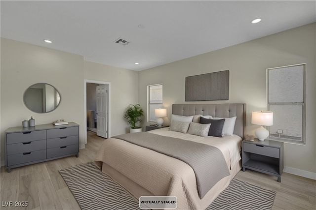 7932 Ben Hogan Drive, Las Vegas, NV 89149