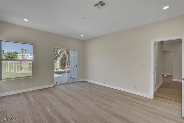 7932 Ben Hogan Drive, Las Vegas, NV 89149