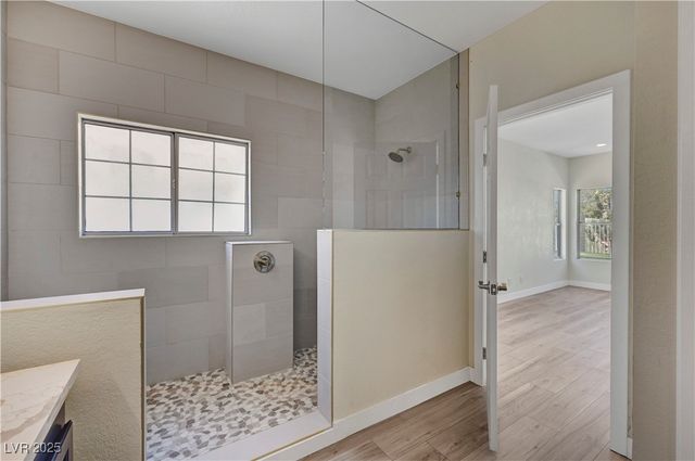 7932 Ben Hogan Drive, Las Vegas, NV 89149