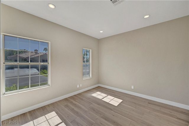 7932 Ben Hogan Drive, Las Vegas, NV 89149