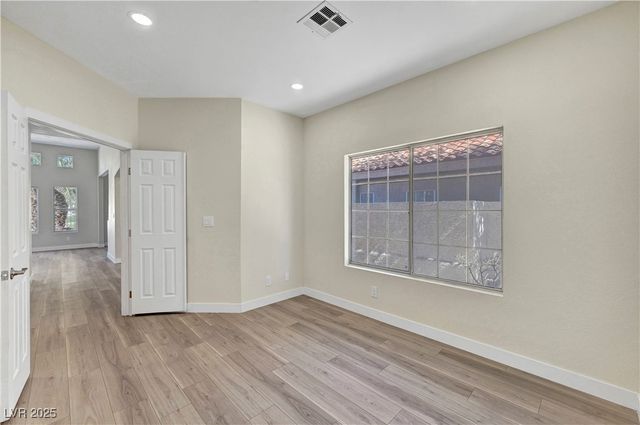 7932 Ben Hogan Drive, Las Vegas, NV 89149