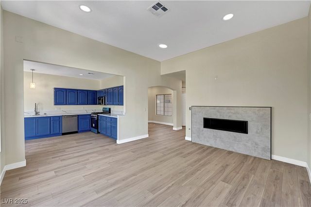 7932 Ben Hogan Drive, Las Vegas, NV 89149