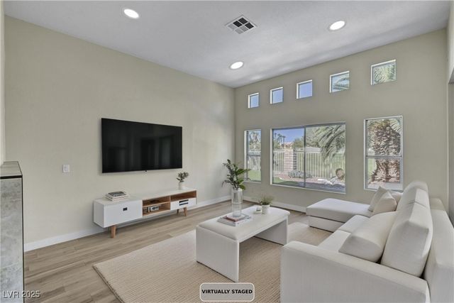 7932 Ben Hogan Drive, Las Vegas, NV 89149