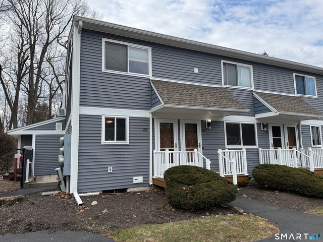 6 Rose Lane 3-25, Danbury, CT 06810