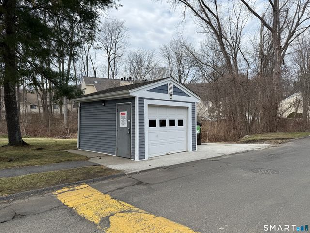 6 Rose Lane 3-25, Danbury, CT 06810