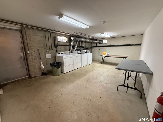 6 Rose Lane 3-25, Danbury, CT 06810