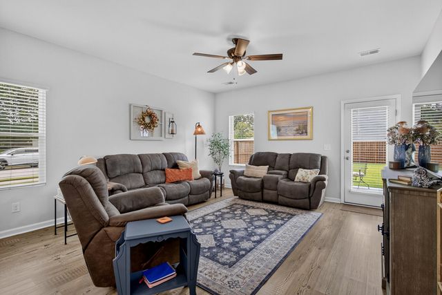 272 Clydesdale Circle, Summerville, SC 29486