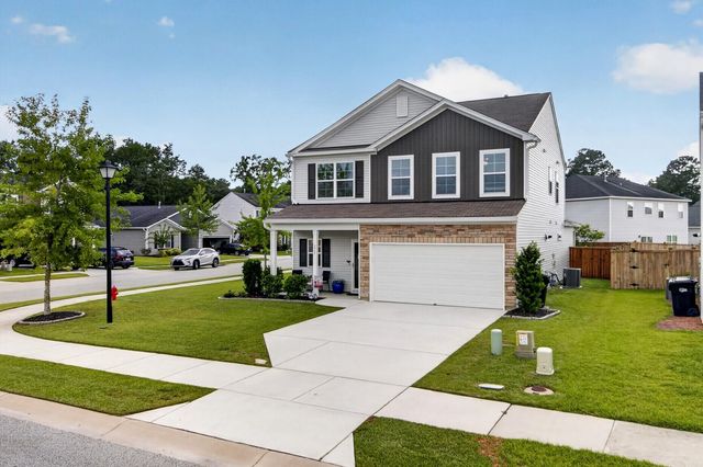 272 Clydesdale Circle, Summerville, SC 29486
