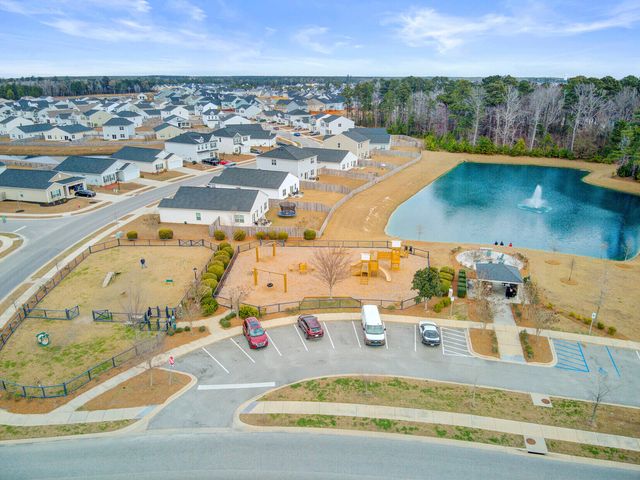 272 Clydesdale Circle, Summerville, SC 29486