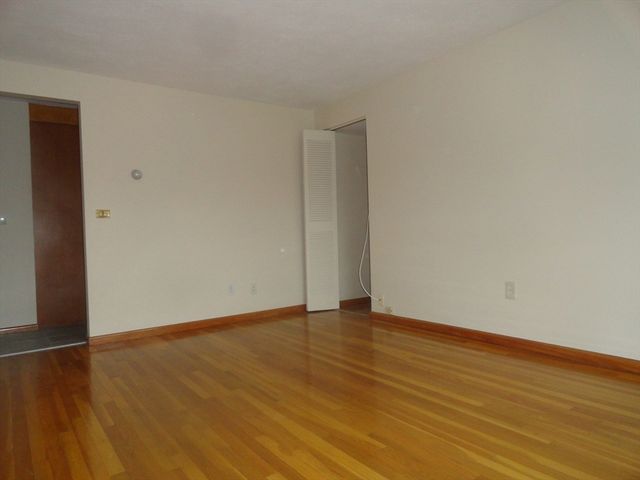 1059 Main 1, Wakefield, MA 01880