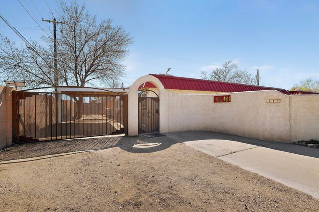 1200 La Poblana Road NW, Albuquerque, NM 87107