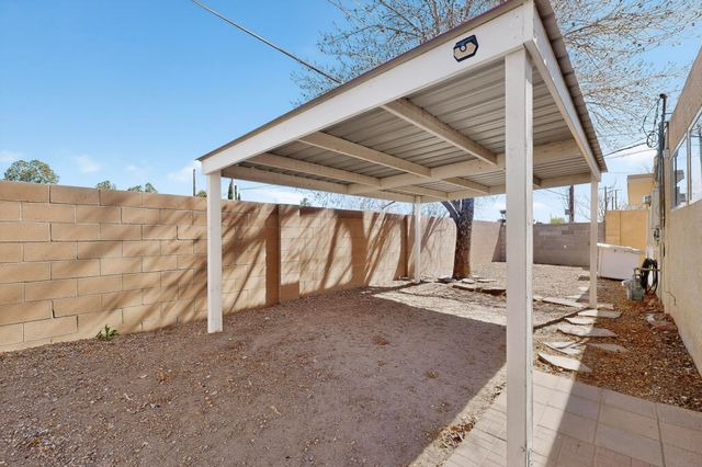 1200 La Poblana Road NW, Albuquerque, NM 87107