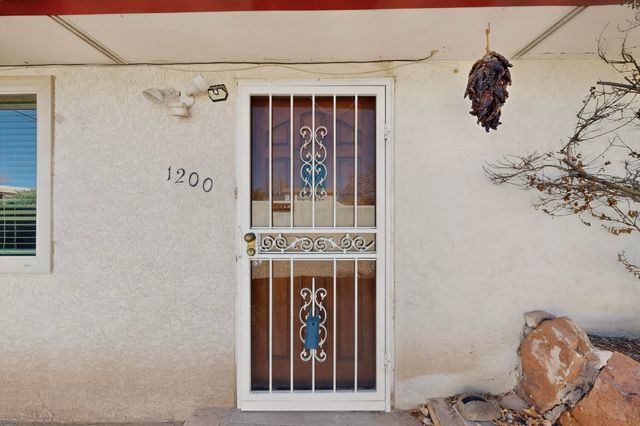 1200 La Poblana Road NW, Albuquerque, NM 87107