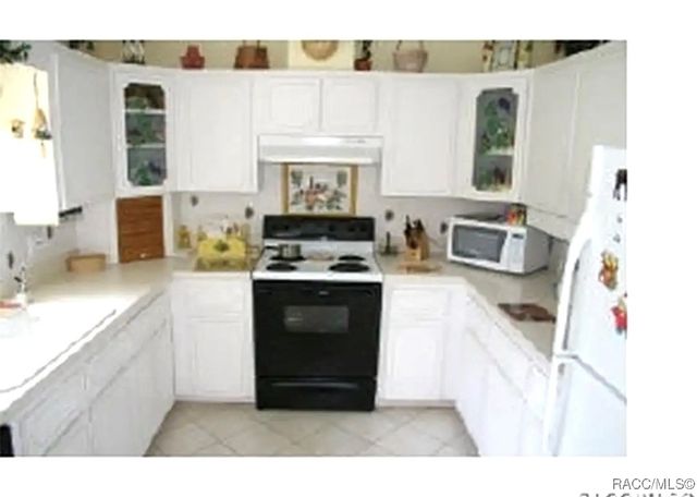 7014 S Aloysia Avenue, Floral City, FL 34436